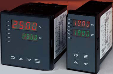 CN8240 and CN8260 Series : 1/8 DIN Vertical and 1/4 DIN Universal Input Temperature/Process Controllers