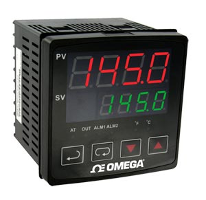 1/4 DIN Temperature Controllers | CN730 Series