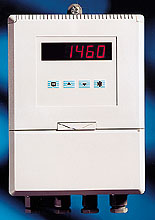 Wall Mount Temperature/Process Indicators with Optional Communications | DP3410 & DP3411 Series
